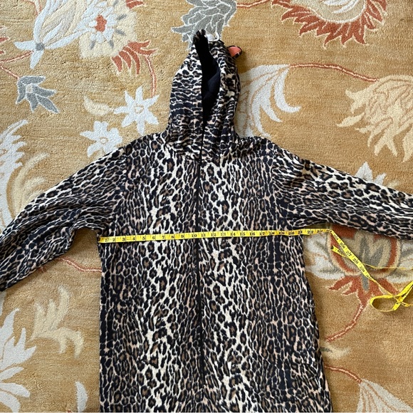 NICK & NORA Sz Medium Cheetah Print Hooded One Piece PJs Onesie Front Zip - Picture 7 of 7